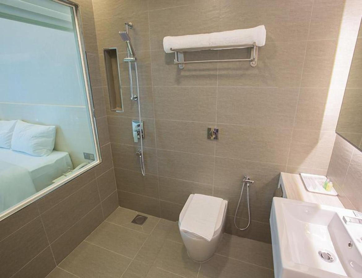 ג'והור בהרו Minimalist Hotel מראה חיצוני תמונה