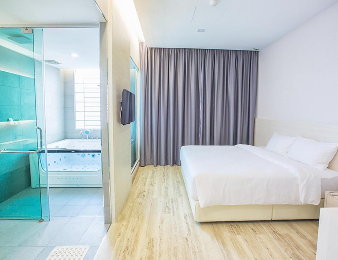 ג'והור בהרו Minimalist Hotel מראה חיצוני תמונה