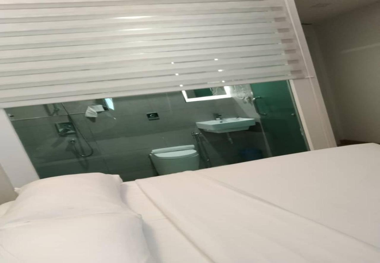 ג'והור בהרו Minimalist Hotel מראה חיצוני תמונה